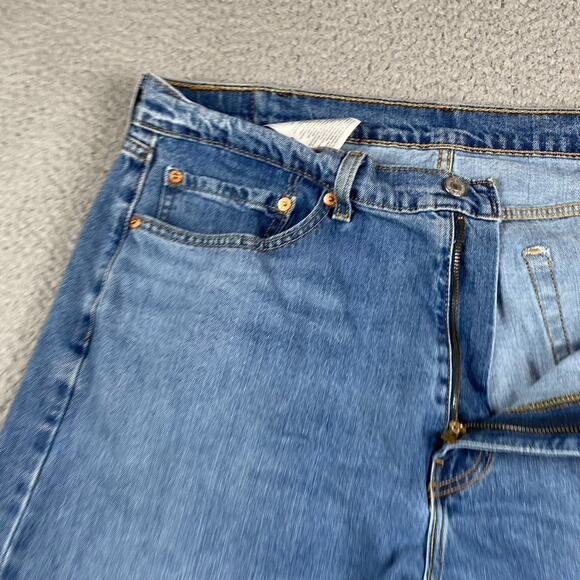 Levi's 505 Regular Straight Fit Jeans Men's 38x30 Medium Wash Denim - Picture 3 of 13